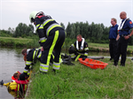 Oefening Brandweer Kollum en het ORT Oppervlakte Reddingsteam van Burgum
